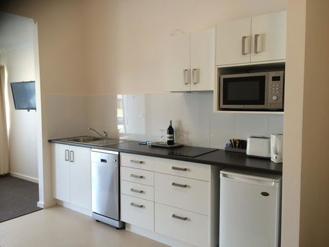 Abel Tasman Airport Motor Inn - Accommodation Burleigh 31