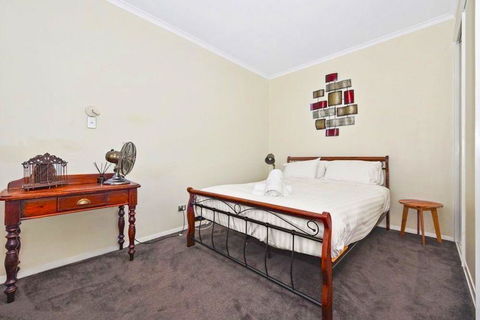Launceston CBD Abode - Accommodation Burleigh 7