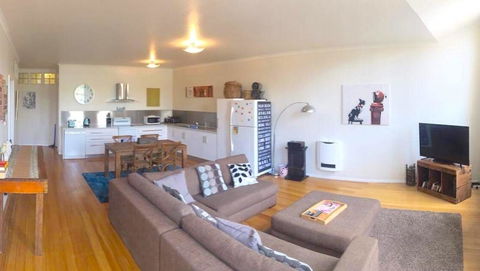 Launceston CBD Abode - Accommodation Burleigh 21