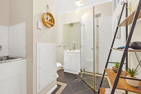 Launceston CBD Abode - Accommodation Burleigh 5