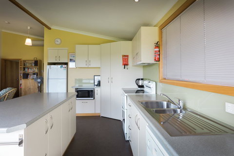 Arthur Riverfront And Sea Lodge Downstream - Accommodation Burleigh 10