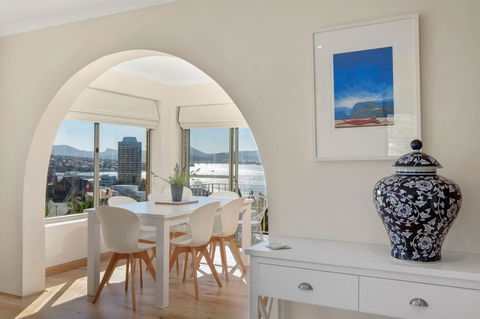 Sandcastle At Sandy Bay - Accommodation Burleigh 0