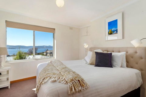 Sandcastle At Sandy Bay - Accommodation Burleigh 22