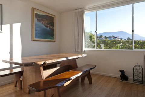567 Sandy Bay - Accommodation Burleigh 12