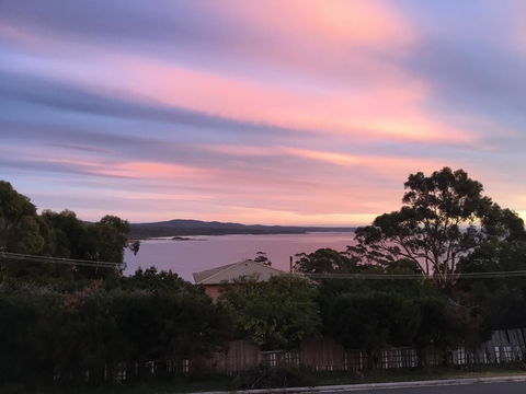 GRANITE BEACH HOUSE @ Bay Of Fires - Accommodation Burleigh 0