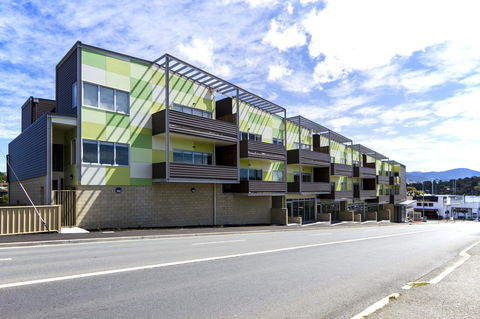Bellerive Marina View Apartments No 28 - Accommodation Burleigh 18