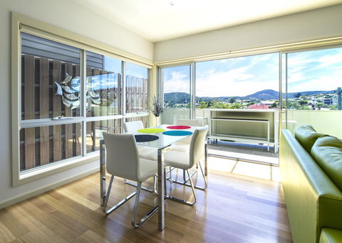 Bellerive Marina View Apartments No 28 - Accommodation Burleigh 6