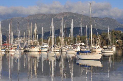 Bellerive Marina View Apartments No 28 - Accommodation Burleigh 29