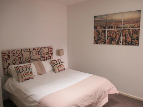 Bellerive Marina View Apartments No 28 - Accommodation Burleigh 16