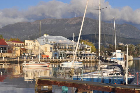 Bellerive Marina View Apartments No 28 - Accommodation Burleigh 26