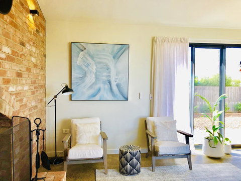 EMBRACING EVANDALE - Hosted By L'Abode Accommodation - Accommodation Burleigh 9