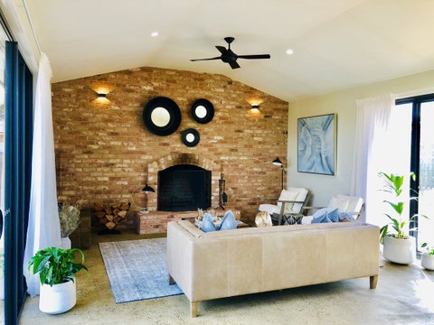 EMBRACING EVANDALE - Hosted By L'Abode Accommodation - Accommodation Burleigh 6