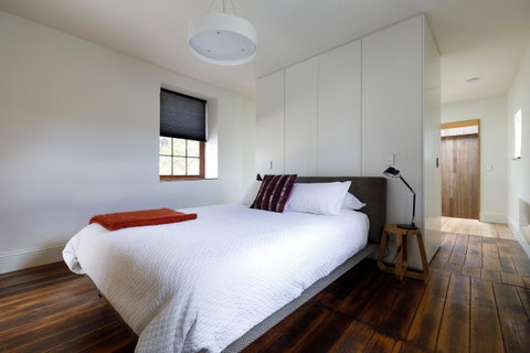 Blue Magnolia - Accommodation Burleigh 30