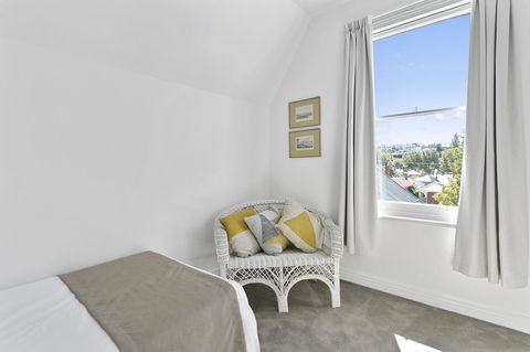 Amberley - Accommodation Burleigh 34