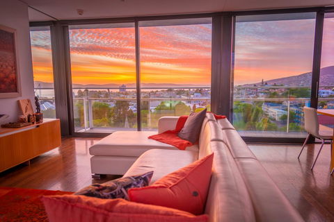 Avalon City Retreat - Accommodation Burleigh 19