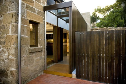 Stone Flower - Accommodation Burleigh 0