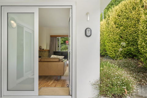 Apartment No 1 - Accommodation Burleigh 35