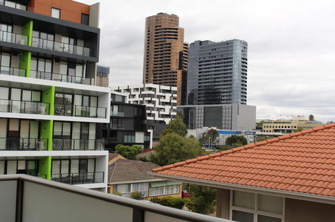 Poplar Box Hill Apartment - Accommodation Burleigh 1