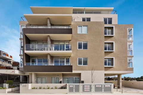 Poplar Box Hill Apartment - Accommodation Burleigh 12