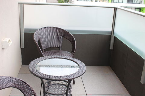 Poplar Box Hill Apartment - Accommodation Burleigh 0