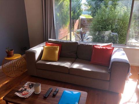 Flora Hill Creek Views - Accommodation Burleigh 5
