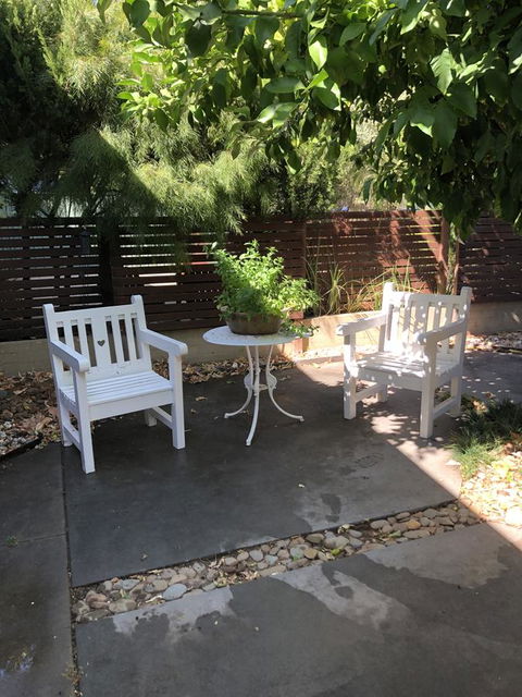Flora Hill Creek Views - Accommodation Burleigh 15