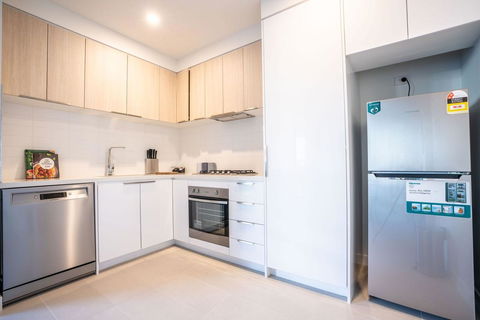 Poplar Apartments - Accommodation Burleigh 24