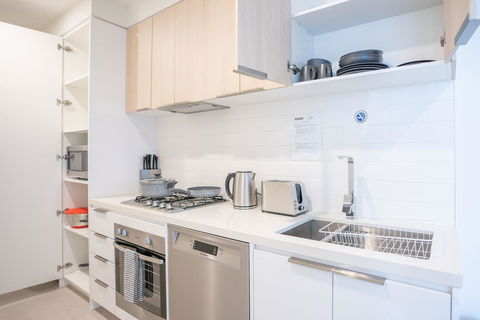 Poplar Apartments - Accommodation Burleigh 14