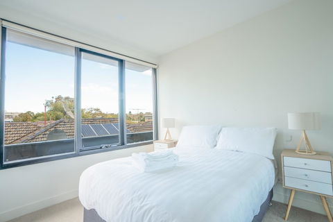 Poplar Apartments - Accommodation Burleigh 5