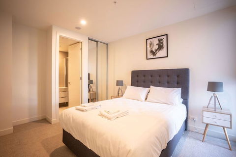 Poplar Apartments - Accommodation Burleigh 22