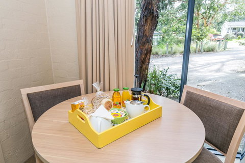 Lorne Surf Apartments - Accommodation Burleigh 5