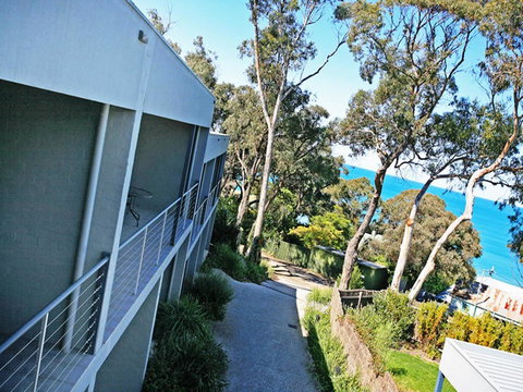 Lorne Surf Apartments - Accommodation Burleigh 10