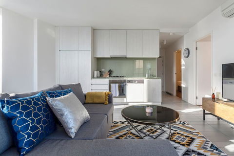 2Bedroom Apartment With Views In Docklands Next To CBD & Marvel Stadium - Accommodation Burleigh 8