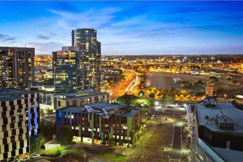 2Bedroom Apartment With Views In Docklands Next To CBD & Marvel Stadium - Accommodation Burleigh 21