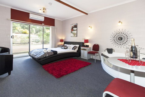 The Grampians Motel - Accommodation Burleigh 5