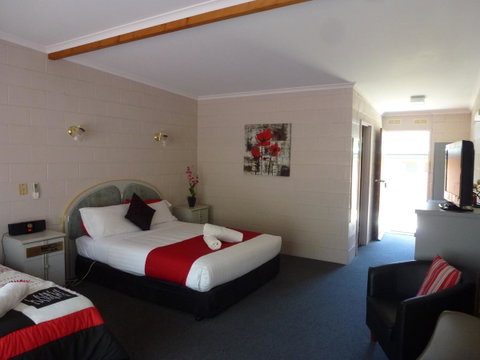 The Grampians Motel - Accommodation Burleigh 40