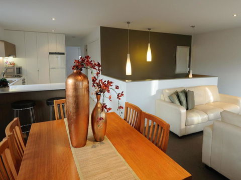 The Victoria Apartments - Accommodation Burleigh 35