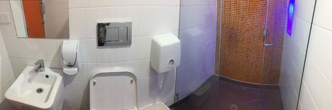 Europa Melbourne - Accommodation Burleigh 13