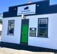 54 on Bank - Accommodation Burleigh