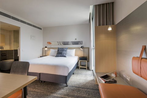 Brady Hotels Central Melbourne - Accommodation Burleigh 7