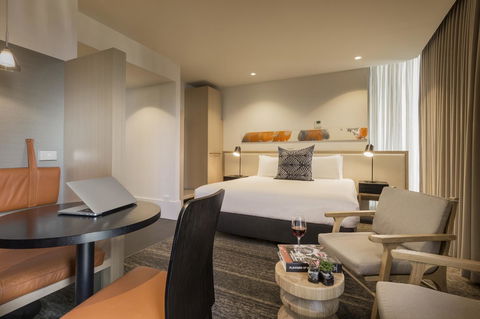Brady Hotels Central Melbourne - Accommodation Burleigh 3