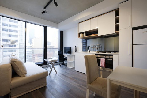 Mono Apartments On La Trobe Street - Accommodation Burleigh 21