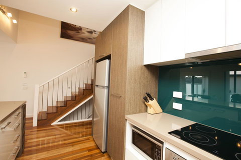 7 Falls Apartments - Accommodation Burleigh 9