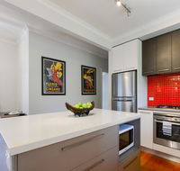 Boutique Stays Sandyside- Sandringham Villa Units - Accommodation Burleigh