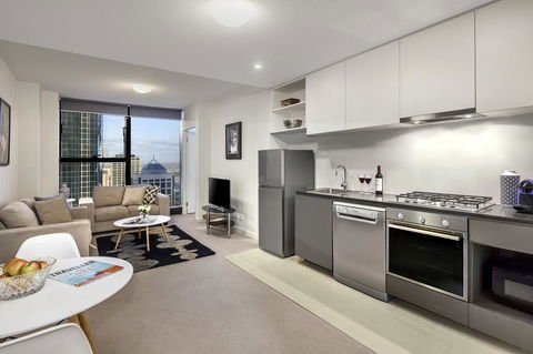 Winston Apartments - Accommodation Burleigh 34