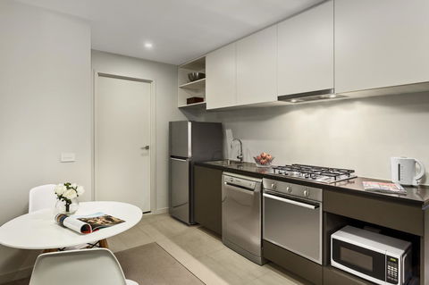 Winston Apartments - Accommodation Burleigh 32