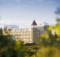 Deep Blue Hotel  Hot Springs - Accommodation Burleigh