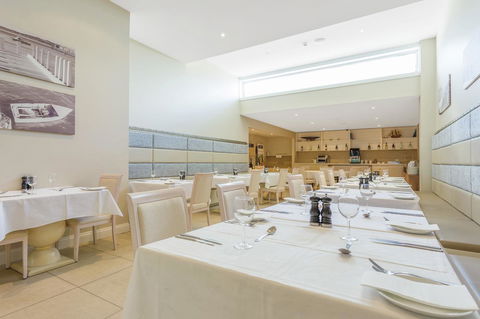 Deep Blue Hotel & Hot Springs - Accommodation Burleigh 16