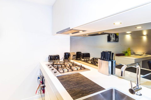 Stay Like Home - Accommodation Burleigh 36