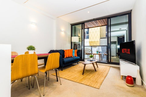Stay Like Home - Accommodation Burleigh 0